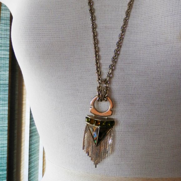 SAM EDELMAN SPEAR SHAPED GREEN RHINESTONES  ABALONE SHELL CHAIN DANGLE PENDANT - Picture 6 of 11